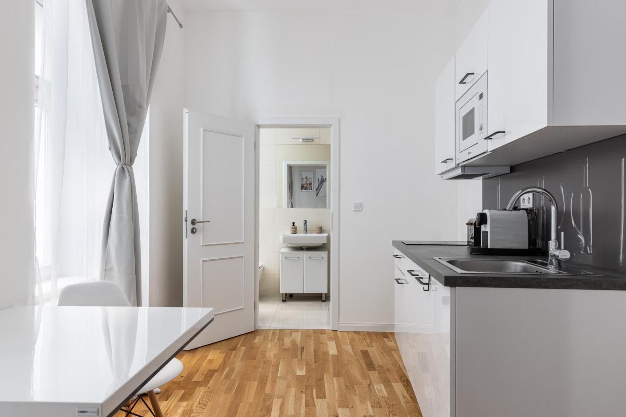 Stay2Gether Beige Nest - Metro Florenc ปราก ภายนอก รูปภาพ