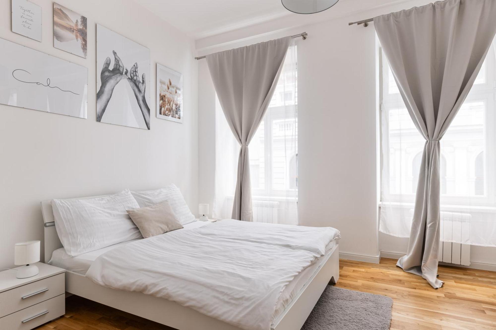 Stay2Gether Beige Nest - Metro Florenc ปราก ภายนอก รูปภาพ